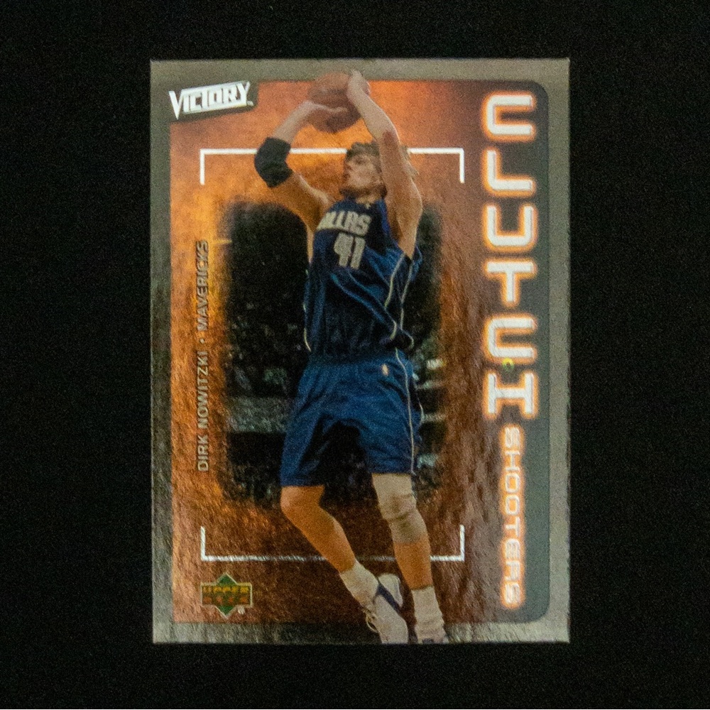 Dirk Nowitzki 2003-04 Upper Deck Victory #176 Clutch Shooters Dallas Mavericks